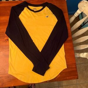 Hollister Curved Hem Long Sleeve T